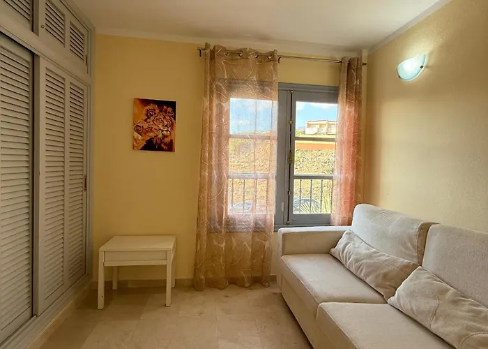 Sunset En Oasis Tropical